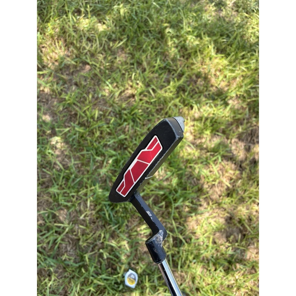 Wilson Harmonized M4 Putter 35" Regular ~ Red Grip with Geometric Design ~ RH